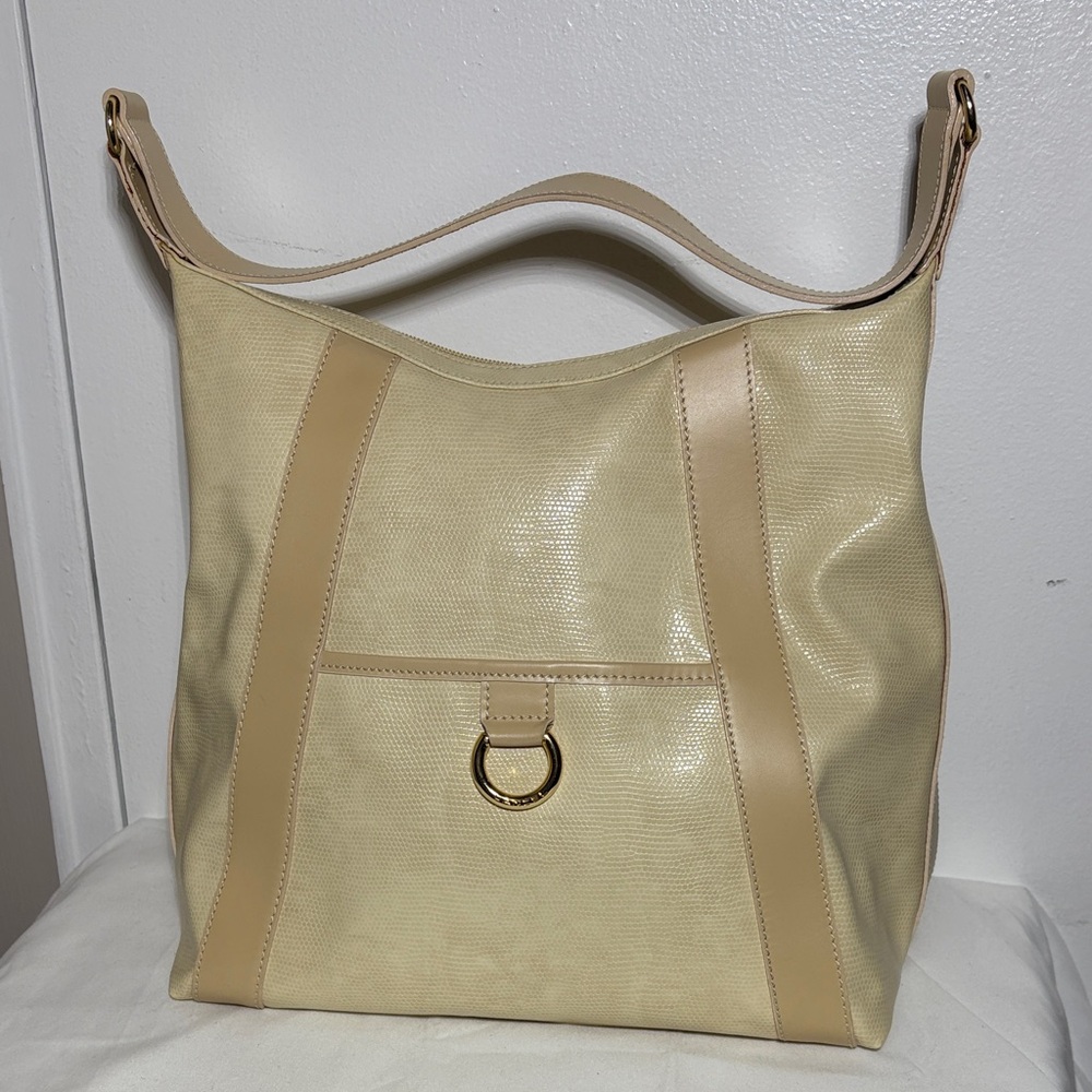 LANCEL Tote Shoulder Bag W/coin detail in creamy white leather Made in Italy